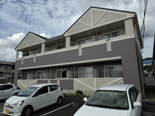 ブリーズの物件外観写真